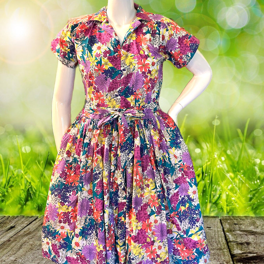 Smitten Kitten Unique Boutique Front Zip Bouquet Dress