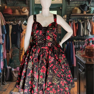 La Femme En Noir Ambrosia Dress in Pomegranate Print