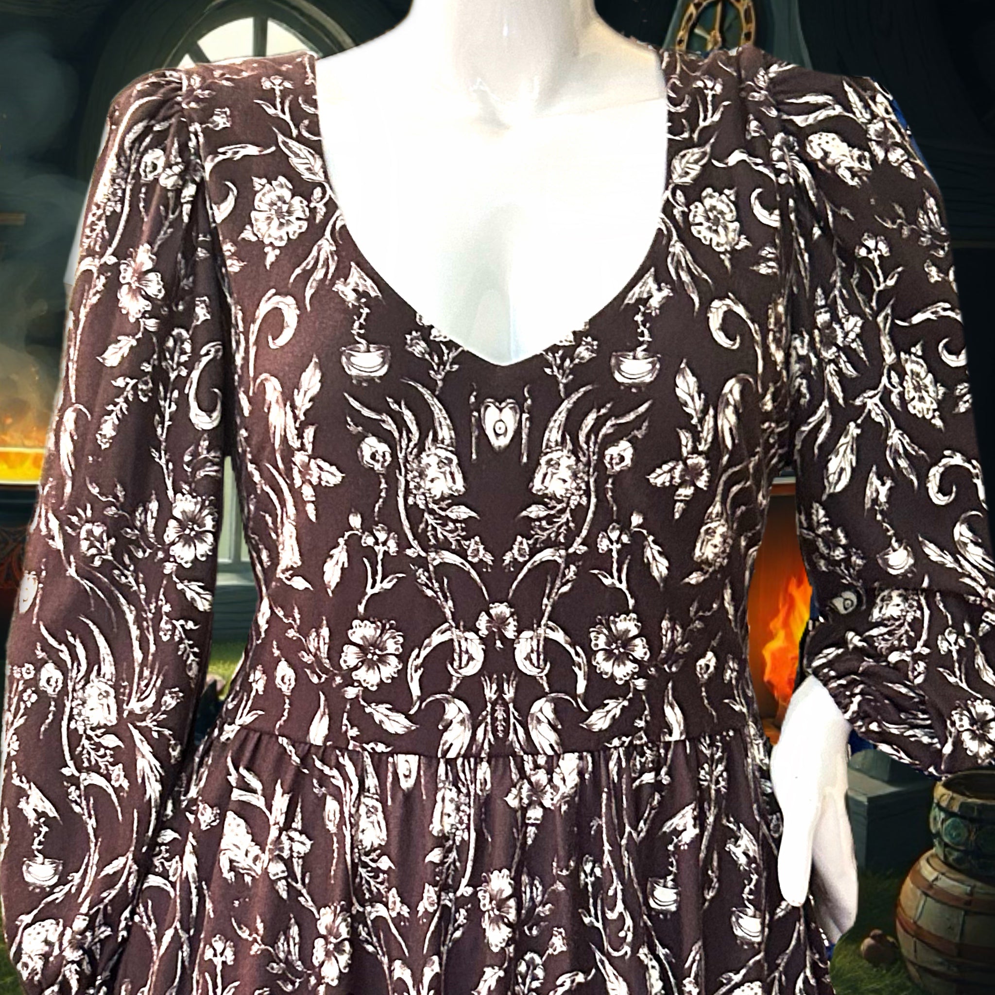 La Femme En Noir Vixen Dark Forest Dress in Cottage Witch Toile Print Size 3X