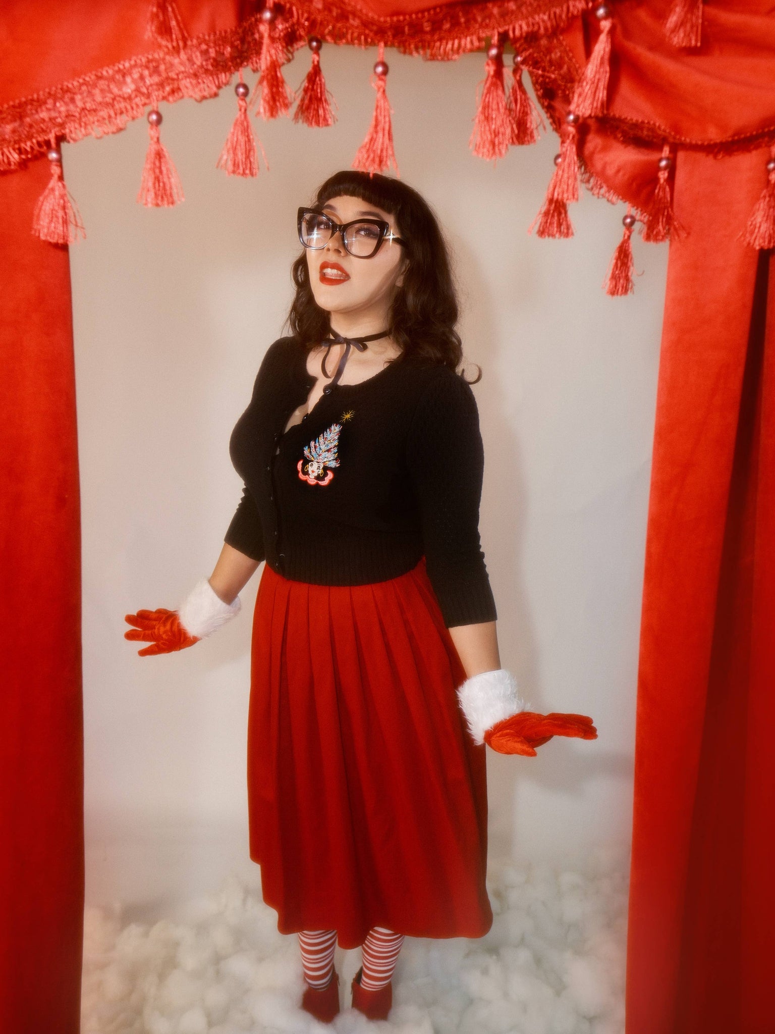 Kitschmas Hat  Cropped Cardigan in Black: X-Large