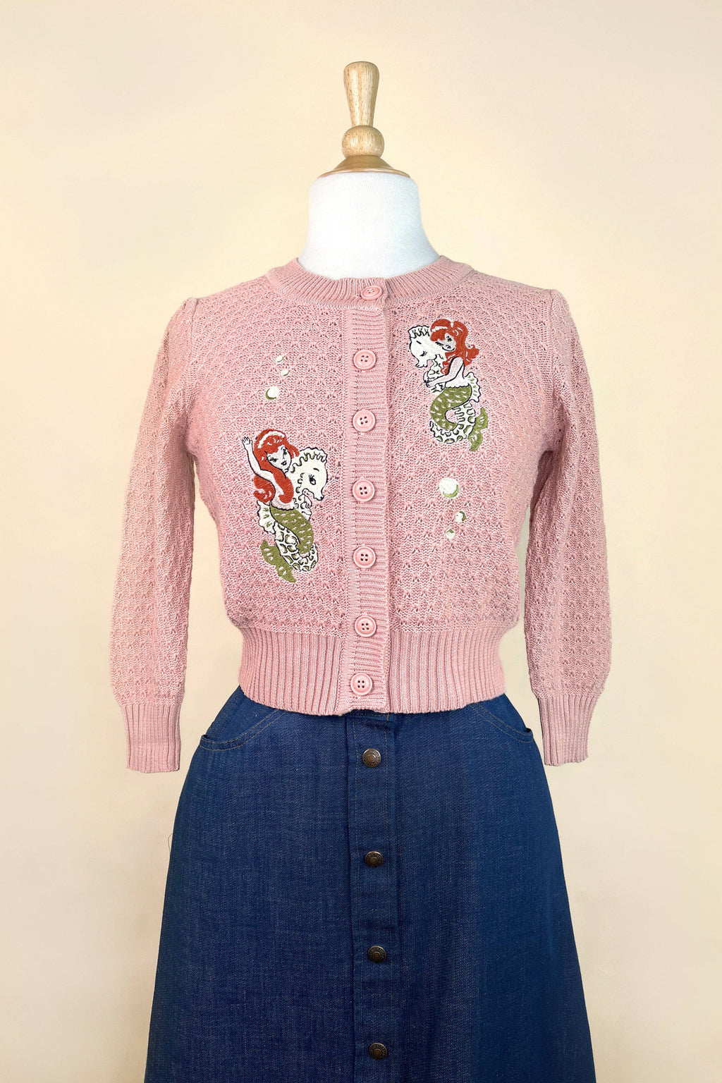 Mermaid Sisters Cropped Cardigan in Peach: X-Large